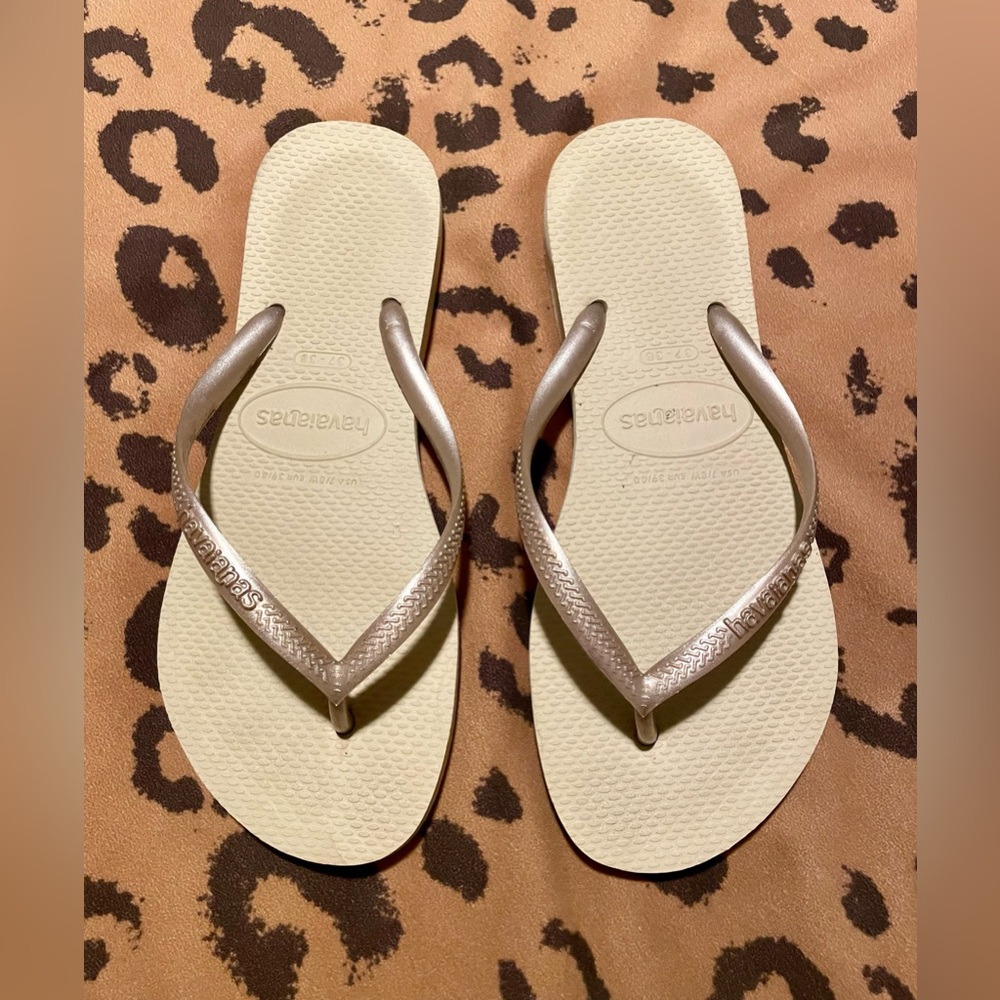 Havaianas Golden Beach Sandals! ✨